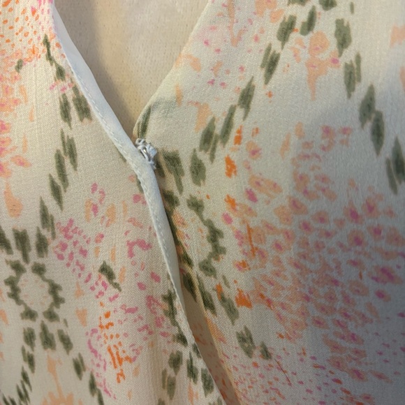 Ramy Brook Cream Short Ruffle Sleeve Faux Wrap Blouse Top Medium Careerwear - Picture 3 of 11